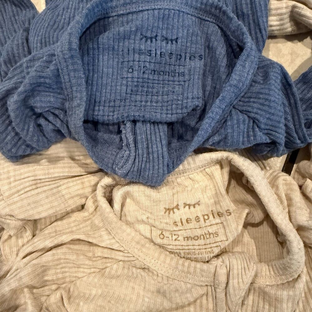 Little Sleepies Lot Bundle Of 2 Size 6-12 Months Wash Wear Play Girls Baby - Picture 3 of 3